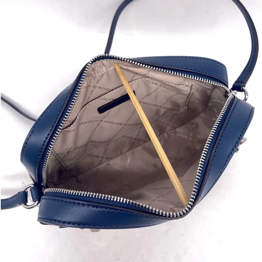 Michael Kors LG EW Crossbody Bag and Bifold Corner Zip  Medium Wallet